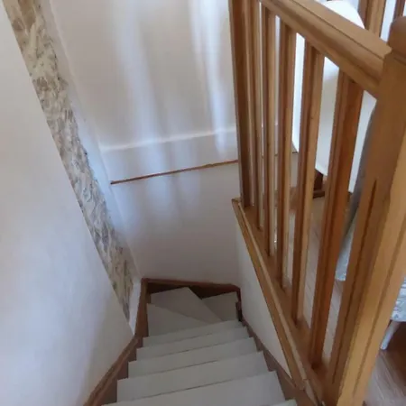 Vieille 2 - La Petite Maison à Safranier, 2 Bedrooms, Max 4 Adults&2 Kids