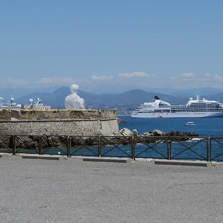 Vieille 2 - La Petite Maison A Safranier, 2 Bedrooms, Max 4 Adults And 2 Kids Daire