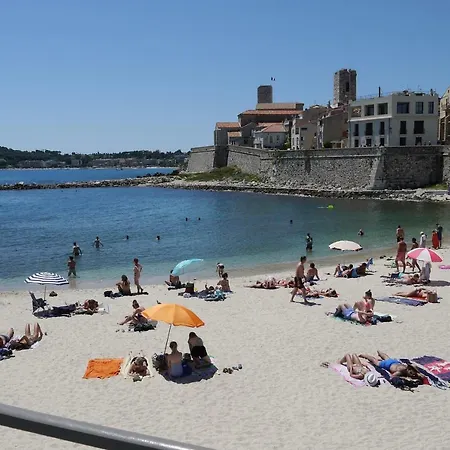 Vieille 2 - La Petite Maison A Safranier, 2 Bedrooms, Max 4 Adults And 2 Kids Daire *