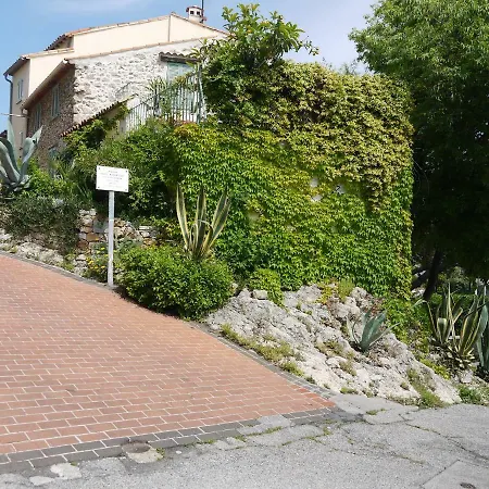 Vieille 2 - La Petite Maison A Safranier, 2 Bedrooms, Max 4 Adults And 2 Kids *