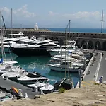 Vieille 2 - La Petite Maison A Safranier, 2 Bedrooms, Max 4 Adults And 2 Kids * Antibes