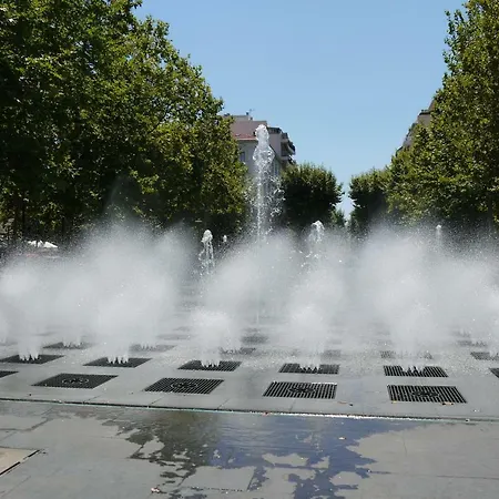 Vieille 2 - La Petite Maison A Safranier, 2 Bedrooms, Max 4 Adults And 2 Kids Apartment