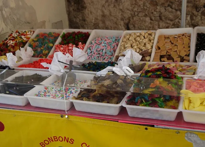 Vieille 2 - La Petite Maison à Safranier, 2 Bedrooms, Max 4 Adults&2 Kids Appartamento Antibes