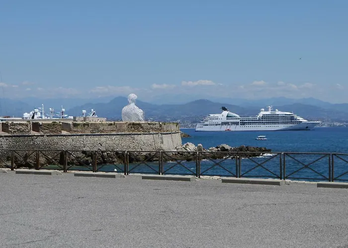 Vieille 2 - La Petite Maison à Safranier, 2 Bedrooms, Max 4 Adults&2 Kids Appartamento