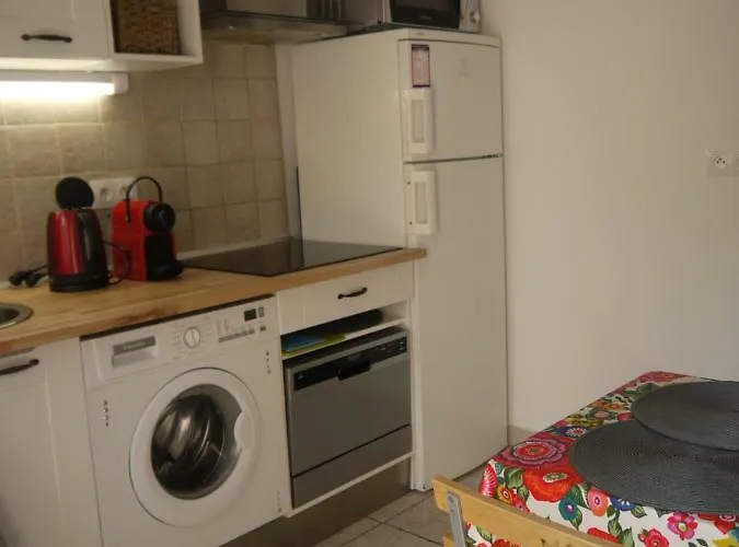 Vieille 2 - La Petite Maison à Safranier, 2 Bedrooms, Max 4 Adults&2 Kids * Antibes